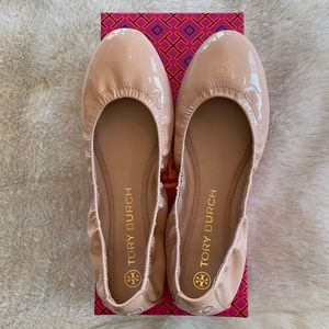 New in Box Tory Burch Eddie Patent Ballet Flat 8.5 in Goan Sand